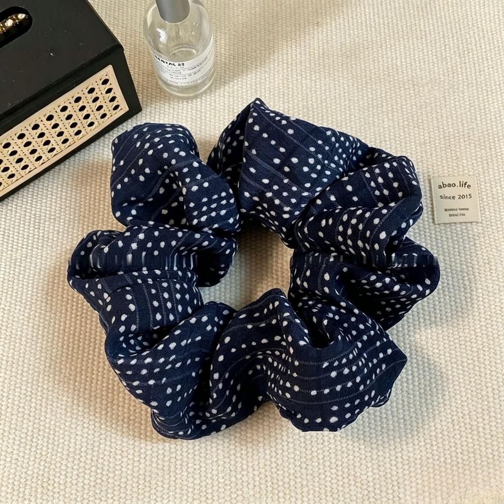 Early Spring 2025 Sea Salt Blue High-End Large Intestine Hair Tie - Brightens Skin, Lazy Style Hair Flower, New Accessory.