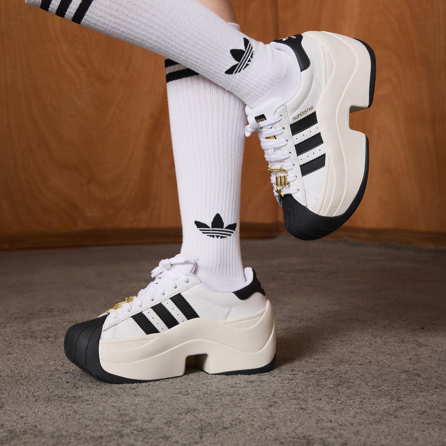 Adidas Originals stripes superstar sneakers 36.5