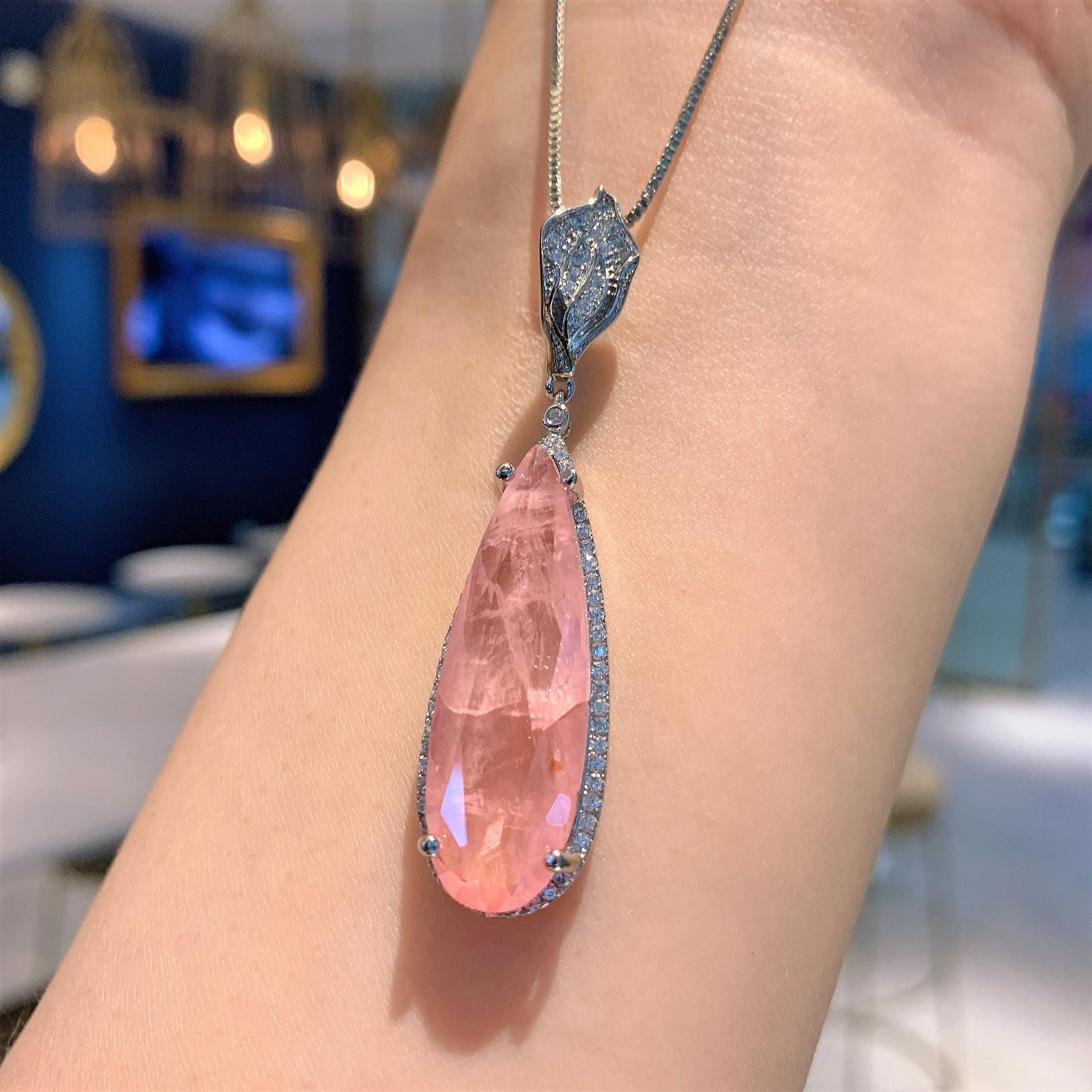 

Ювелирные изделия Имитация Параиба, Пудра Моргана, Серьги-пусеты, Подвеска, Ювелирный набор, Серьги-пусеты, Основной камень 10 * 30.