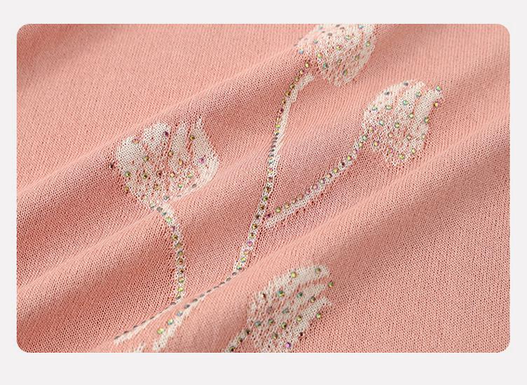 2026 Summer Fashion Knit Top: Age-Defying Short-Sleeve T-Shirt for Middle-Aged & Elderly Women