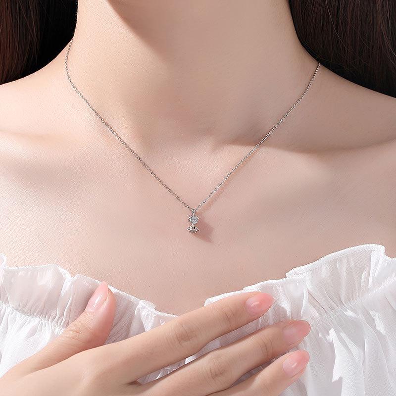 Little Angel Pendant Necklace Temperament Mini Cute Sweet Collarbone Chain Student Decoration New Style