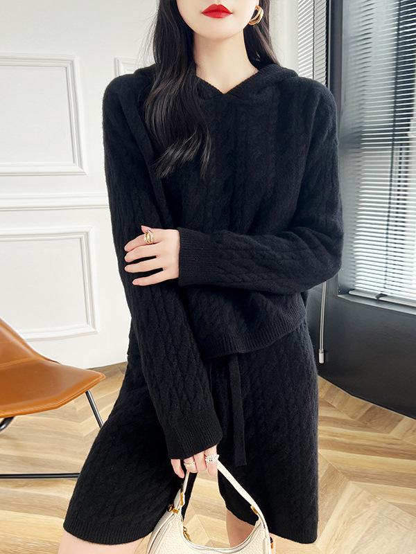24 Autumn/Winter Women's Ribbed Hooded Sweatshirt & Wool Shorts Set