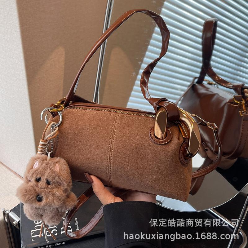 New Fashion Retro Armpit Bag Women's Autumn and Winter Trendy Shoulder Bag Messenger Bag Commuter Small Bag Matte Women's Bag