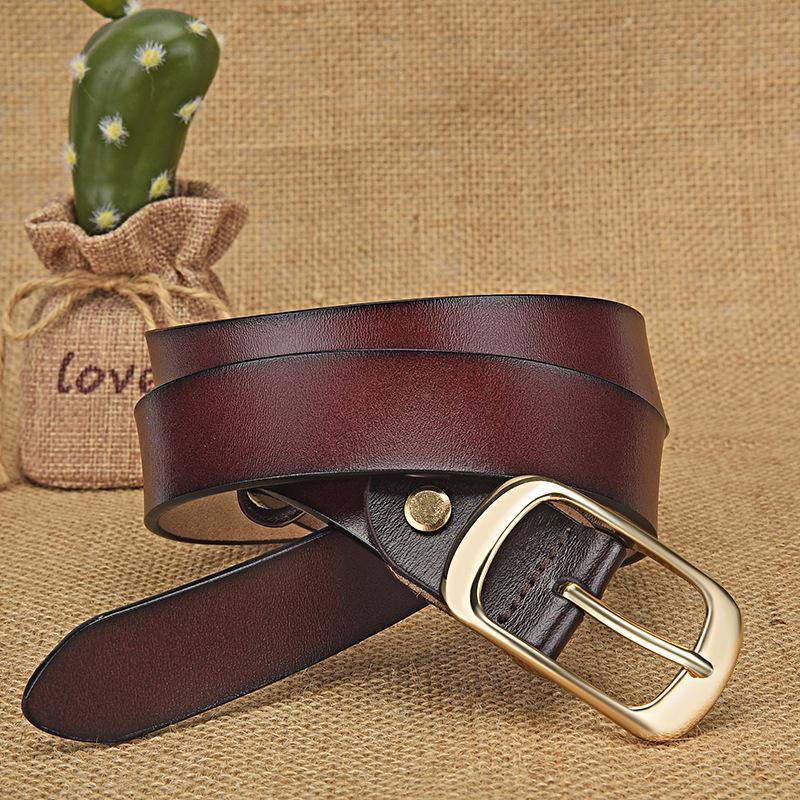 Women's Genuine Cowhide Leather Belt with Rustproof Alloy Buckle - Casual and Versatile for Jeans.