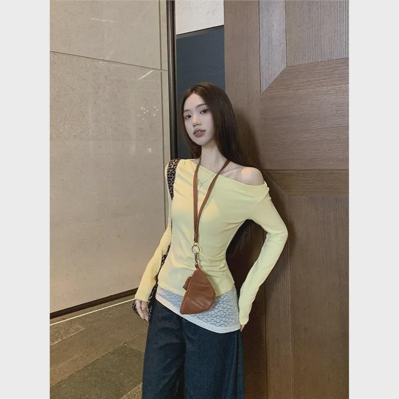 Gelbes schulterfreies, zweiteiliges, schmales Langarm-Top mit Spitzennähten für Damen – Herbstmode