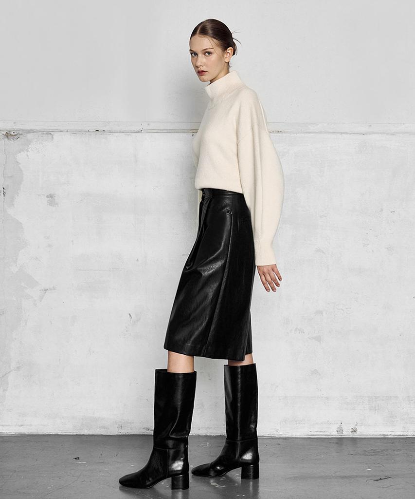 Laneonkyulleoseu Faux Leather Bermuda Pants_Black