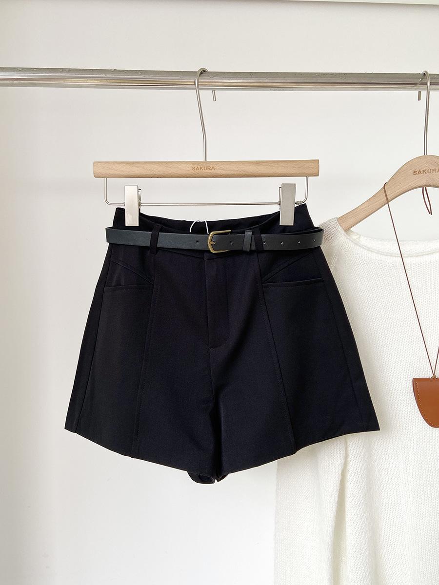 

Женские шорты А-силуэта с завышенной талией и эффектом похудения - Коллекция весна/лето 2025 3XL чёрный