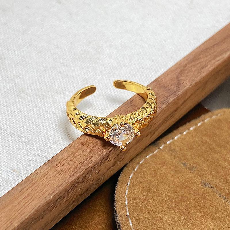 Italian Vintage Brushed Bramble Vine Zircon Ring Medieval Vintage Brushed Small Flower Personality Ring