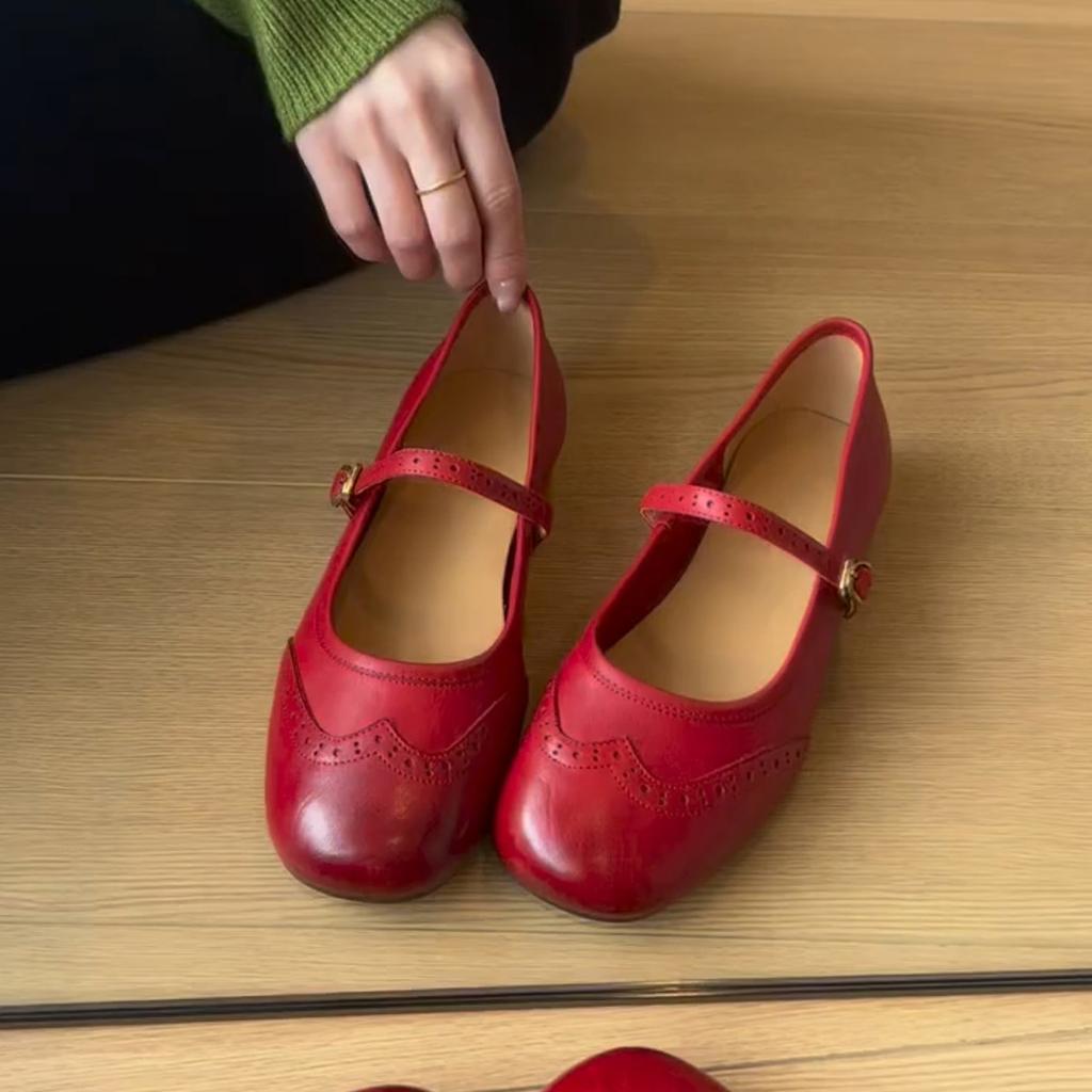 Sheepskin Version~ Retro Flat-bottomed Small Leather Shoes, Shallow Mouth Square Head Genuine Leather Mary Jane Shoes, One-word Buckle Red Small