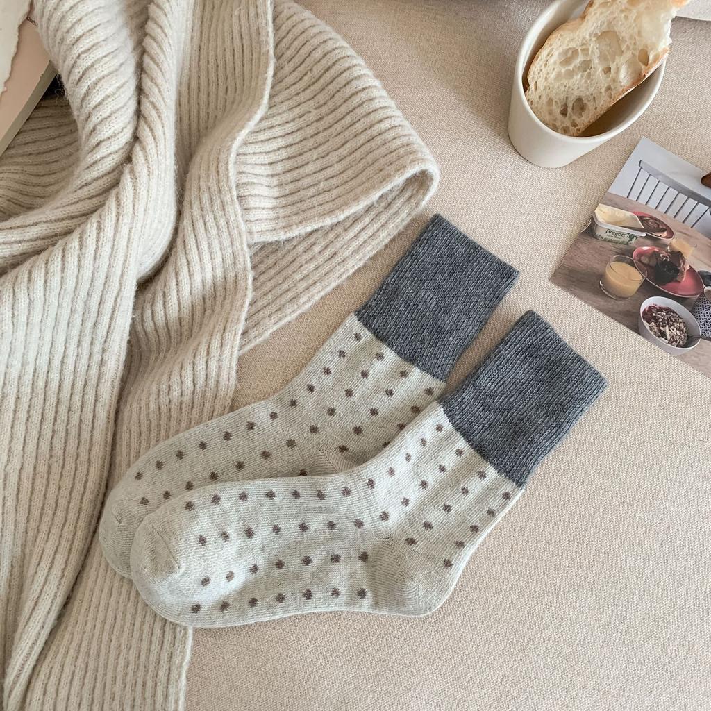 Vintage Socks Contrasting Color Stacked Socks Polka Dot Thickened Warm Mid-Tube Wool Small Color Blockage Women
