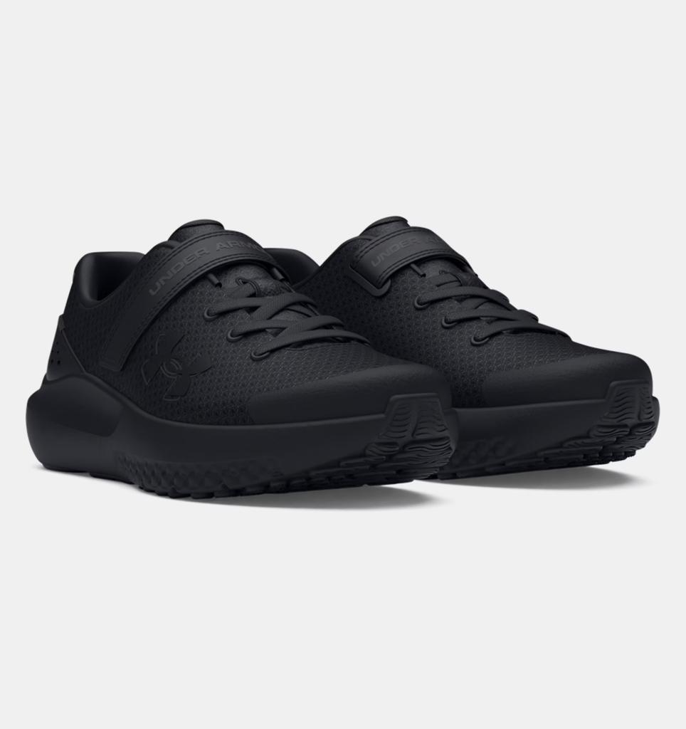 Sports shoes Under Armour black Surge 4