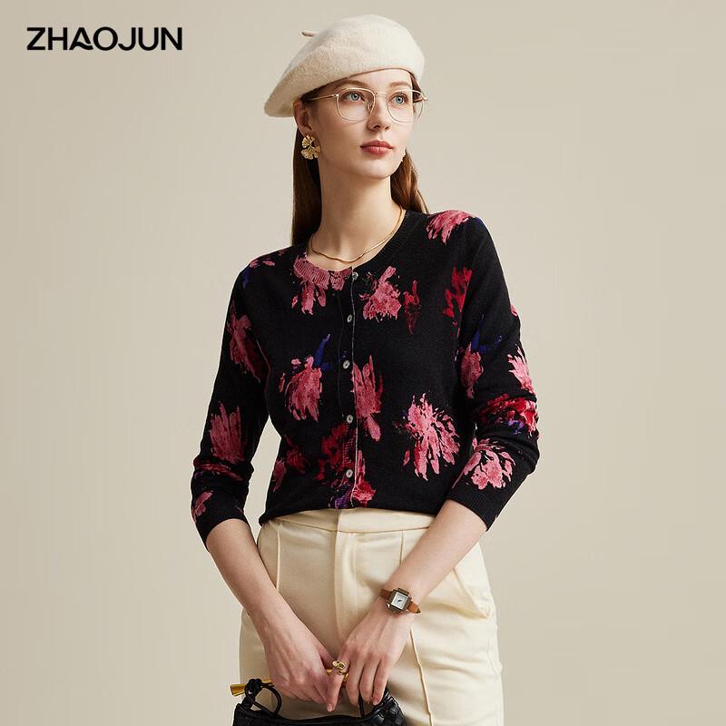 Women's Fine Wool Floral Print Round Neck Cardigan