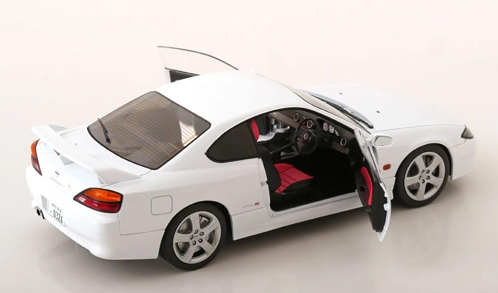 SOLID O 1/18 Scale Nissan Silvia S15 SPEC-R Aero 1999 Aspen White Diecast Model Car [Parallel Import]
