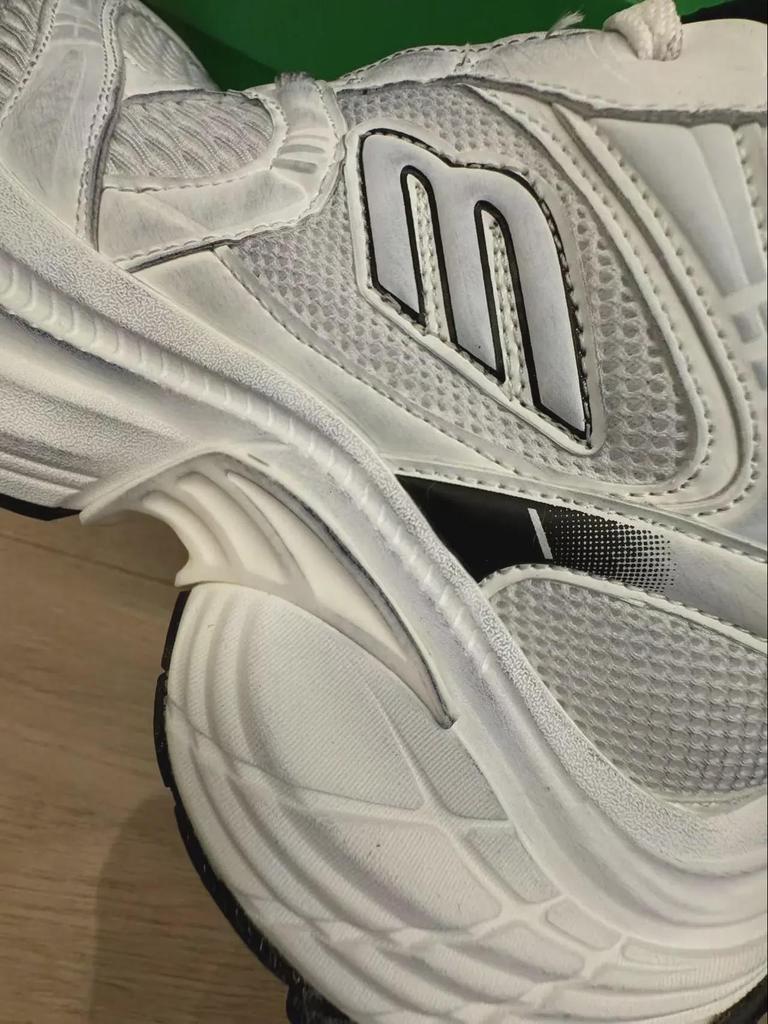 2024 Unisex Retro Chunky Dad Schuhe - Körperverstärkende, All-Match-Casual-Sneaker für den frühen Frühling