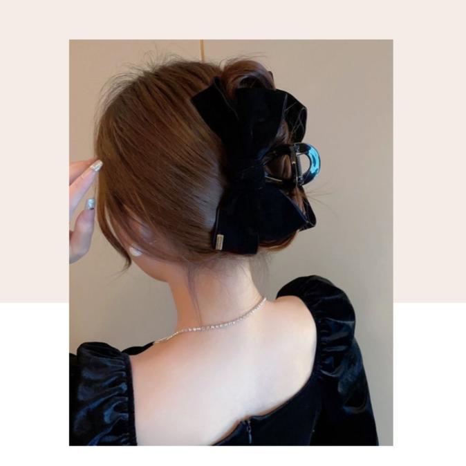 Black & Red Velvet Ribbon Hair Clip, Large Bow Claw Clip, Elegant Party Hair Accessory, 13 Cm