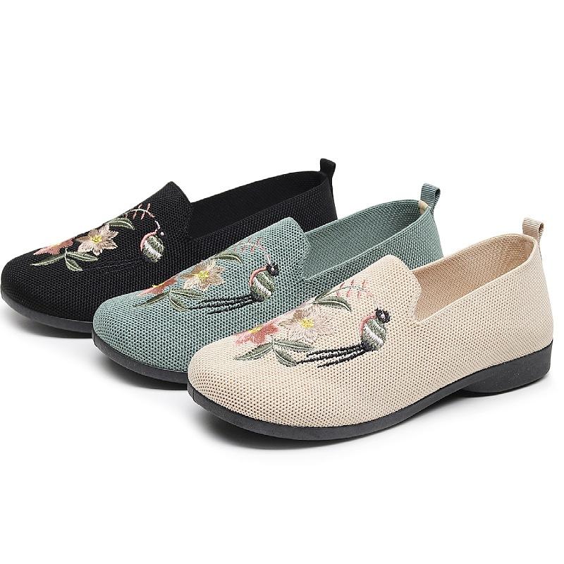 Spring and Autumn Cloth Shoes Medium Single Shoes Non-slip Soft Sole Comfortable Embroidered Shoes Cloth Shoes