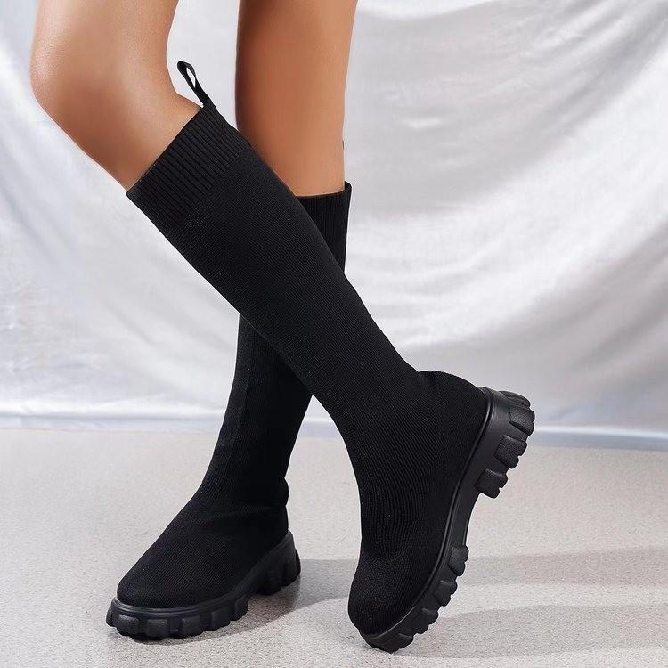 Außenhandel Übergröße Socken und Stiefel für Damen Herbstmodelle, Fliegenstrick atmungsaktiv einfarbig Muffin mit dicker Sohle europäisch und amerikanisch