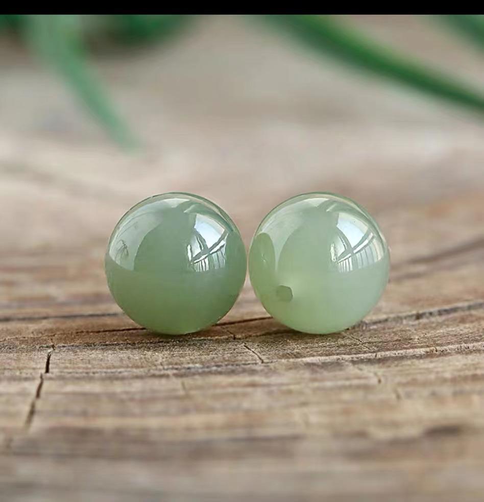 Natural Hetian Lake Green Jade Beads: Round, Barrel, and Lulutong Multi-Treasure Bracelet Spacer Beads.