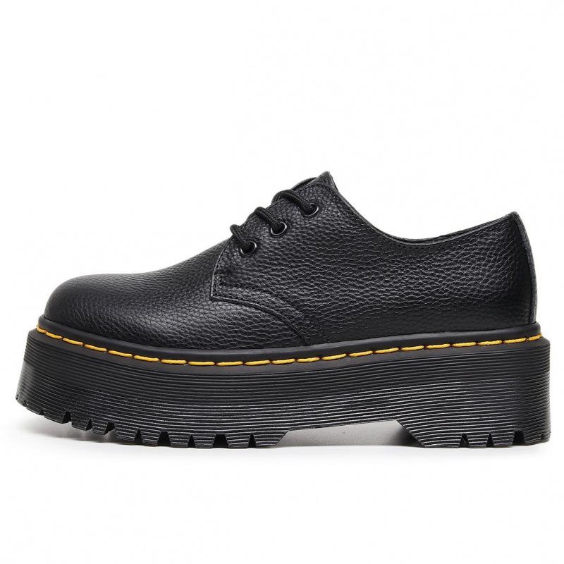 

1 thick bottom hole small leather shoes female, low top first layer lychee pattern leather round head student medium thick loose 47