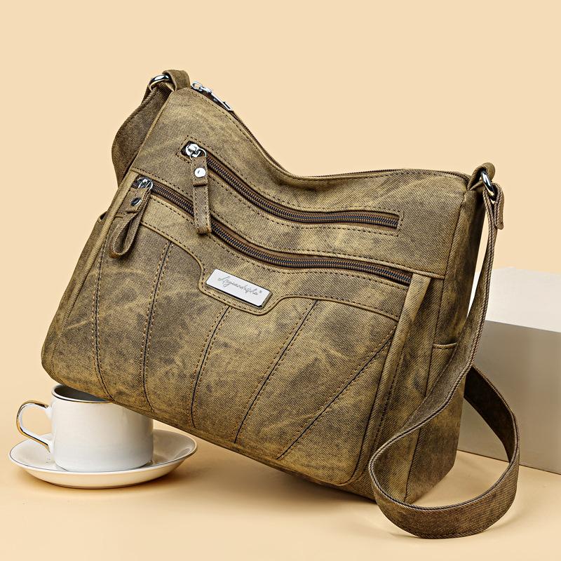 

Soft Leather Large Capacity Crossbody Bag for Women 2026 New Trendy and Fashionable Middle-aged and Elderly Women s Bag, Mother s Shoulder Bag 28x10x24cm зелений