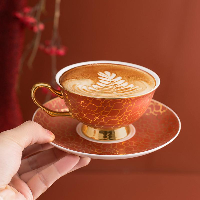 Vergoldetes Premium Knochenporzellan Kaffeetasse & Untertasse - Retro, Exquisit, Hochwertiges Geschenkset für den Hausgebrauch