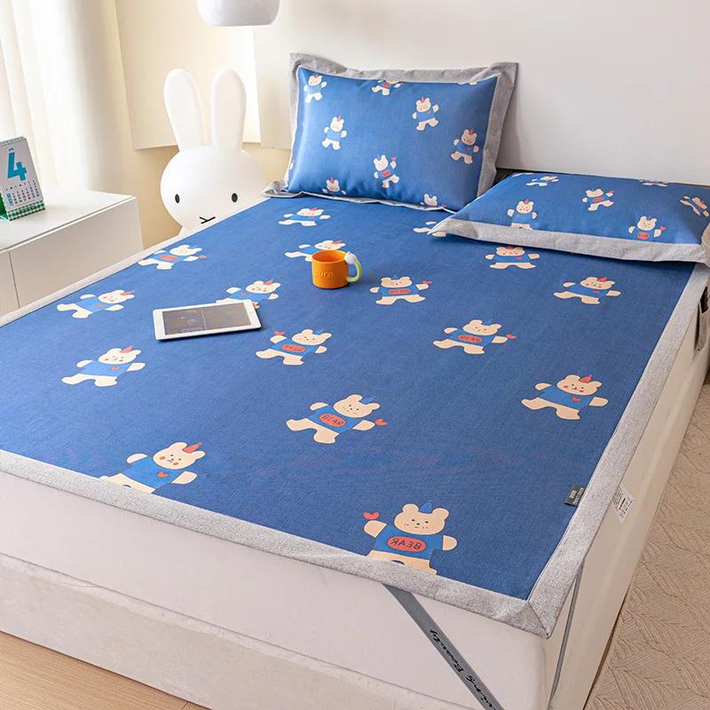 Niedliches Bärenmuster Sommer Eis Seide Dreiteiliges Set Sommer Schlafliegenmatte Waschbar Faltbar Kühl Klimaanlage Weiche Matte