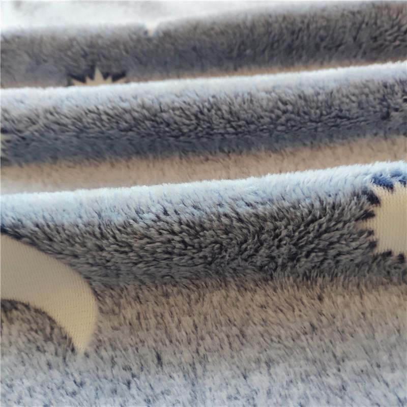 Luminous Warm Flannel Blankets Night Fluorescent Geometric Print Sheet Sofa Throw Bedspread Children's Siesta Leisure Coverings