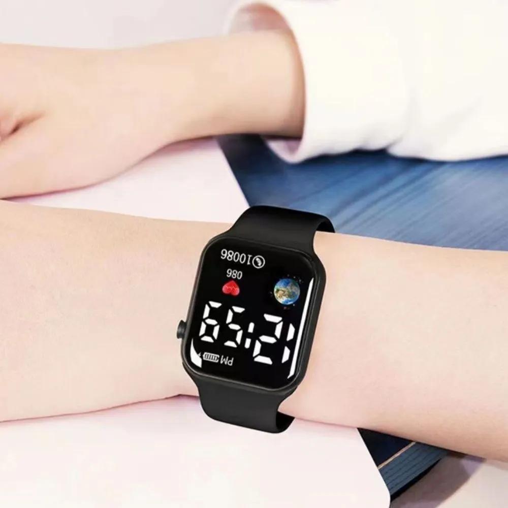 Ceas de mână cu bandă LED Colorat Pătrat Modă Digital pentru Studenți, Femei, Bărbați, 6 Culori