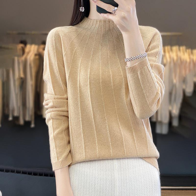 Women's Slim-Fit Wool Knitwear: Round Neck, Long Sleeve, Versatile Base Layer for Autumn/Winter 2023