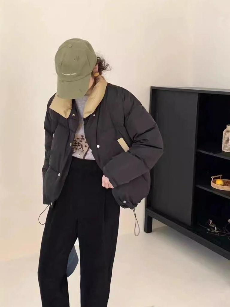 Kleine Colorblock Daunenjacke: Stehkragen Damenoberbekleidung im koreanischen Stil für Herbst/Winter