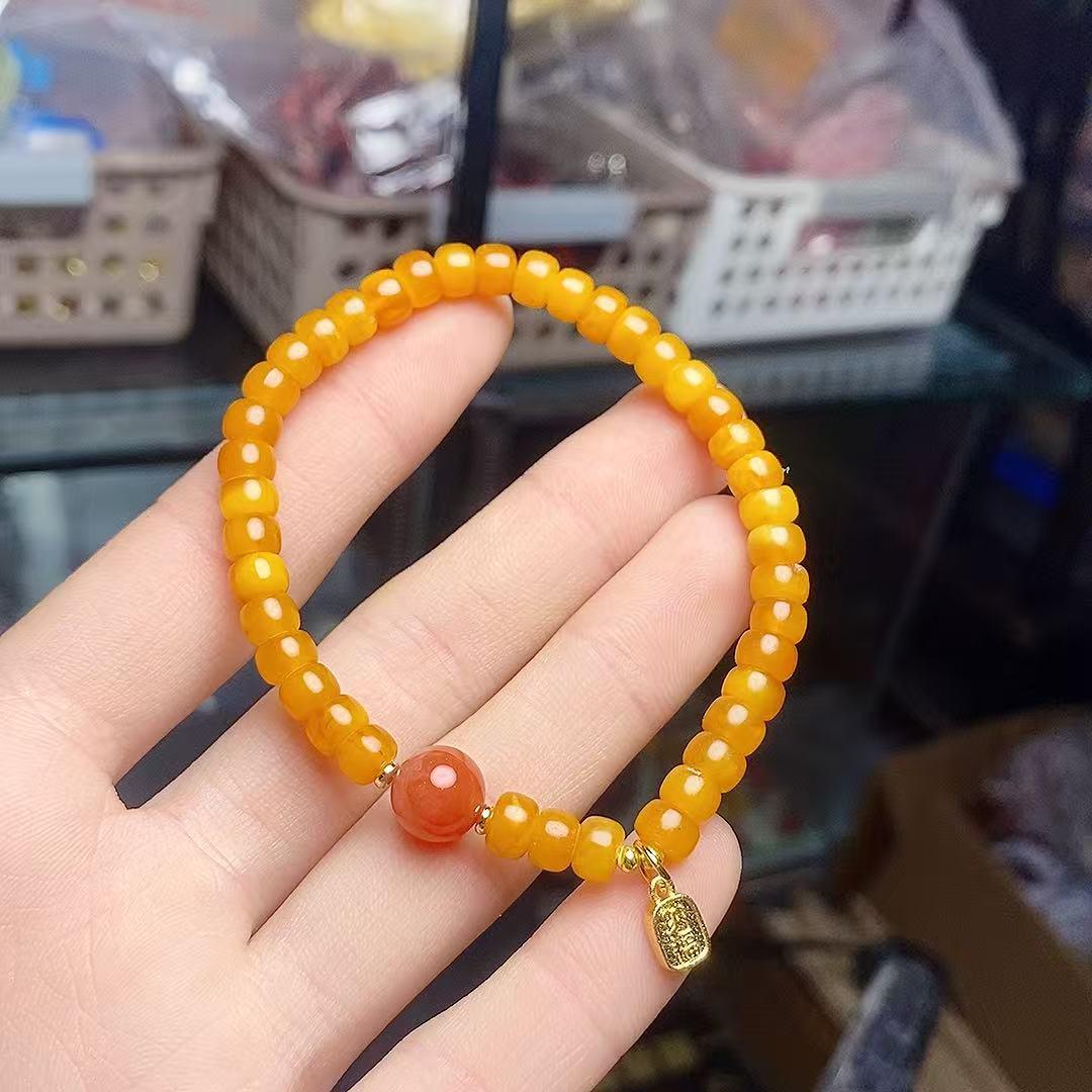 

Exquisite Unisex Natural Beeswax Beads Bracelet - High-End Fashion Accessory