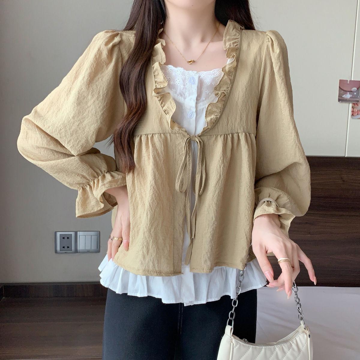 

Осенняя одежда Новая модная и универсальная приталенная рубашка с длинным рукавом и эффектом двухслойности, универсальный верхний топ для женщин M бежевый