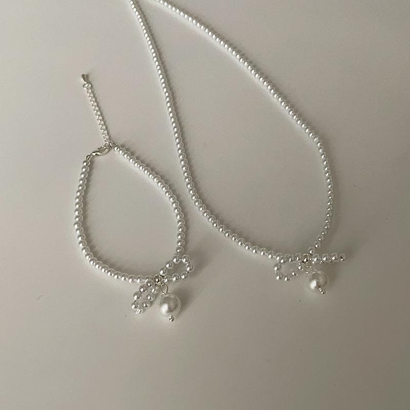 Light Luxury High-End Bow Pearl Pendant Necklace Female Elegance Personality Fashion Temperament Versatile Neck Chain Collarbone Chain