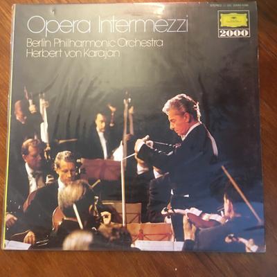 LP Record KARAJAN BERLIN PHILHARMONIC ORCHES  Opera Intermezzi 20MG0390 DEUTSCHE GRAMM 1980 Japan Obi Classical Used