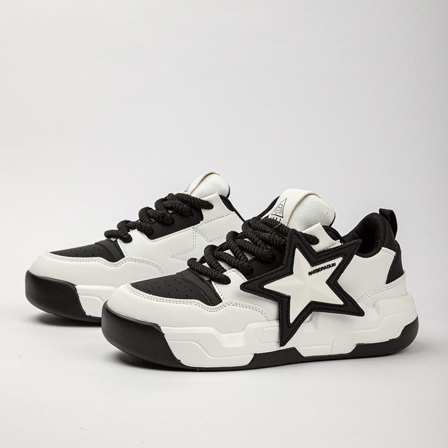 2024 Spring and Autumn Men's Thick Sole Elevated Sports Board Shoes Couple Fashion Versatile Casual Running Shoes Sneakers Men