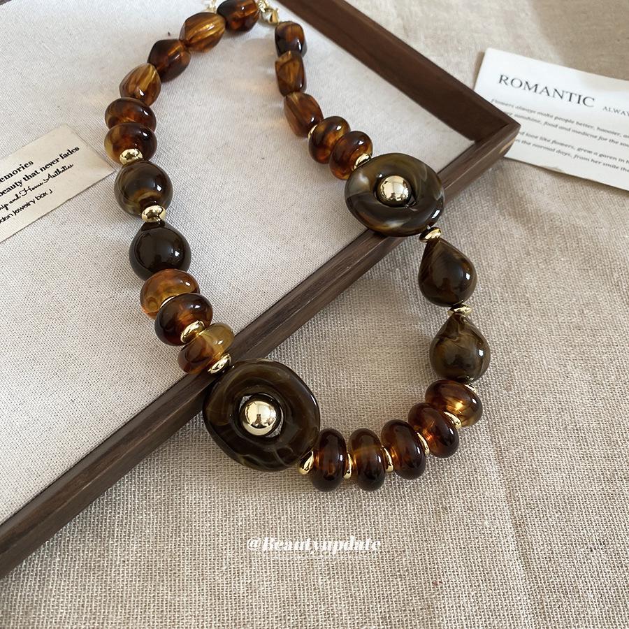 Europäische Retro Geometrische Perlen Edelstahl Choker Halskette