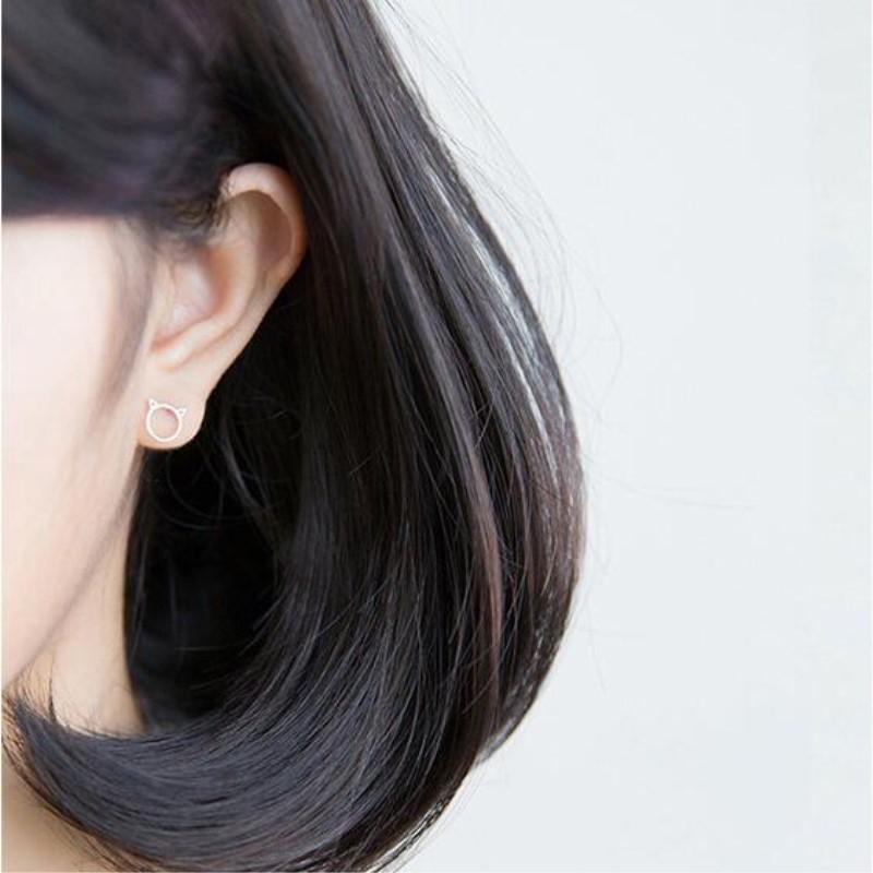 Stylish Cat Cutout Sterling Silver Stud Earrings for Women