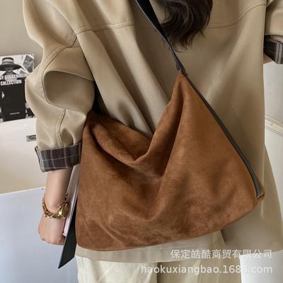 Large-capacity Bag Women's Autumn and Winter Versatile 2025 New Simple Niche Design Shoulder Messenger Bag Commuter Tote Bag