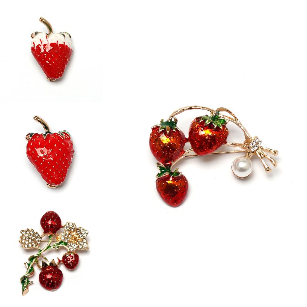 Creative Strawberry Brooch With Rhinestone Embellishments For Fashion Accessories