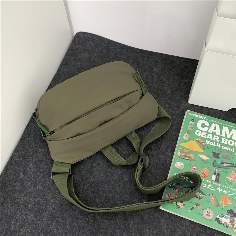 New Stylish Simple Versatile Women's Messenger Bag Travel Leisure Sports Cycling Breast Bag College Style Small Bag