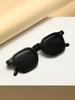 1PCS Women's Fashion Geometric Multilateral Frame Eyeglasses Ultra-Wide Frame Beach Vacation Travel Decorative Gifts
