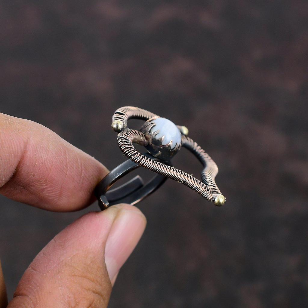 Anillo de ágata de encaje azul, anillo ajustable envuelto en alambre de cobre, anillo de piedra natal hecho a mano, increíble joyería de cobre, anillo de piedra preciosa natural, regalo para mamá