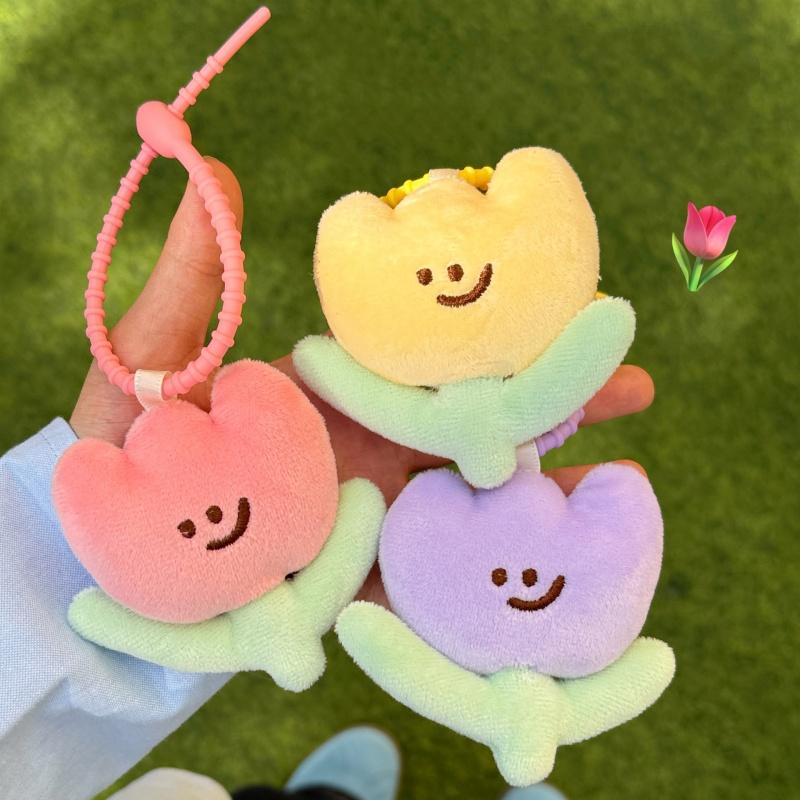 New Cute Flower Keychain Colorful Tulip Plush Key Chain Kawaii Soft Plush Bag Charms For Women Girls Handmade Adorable Gift