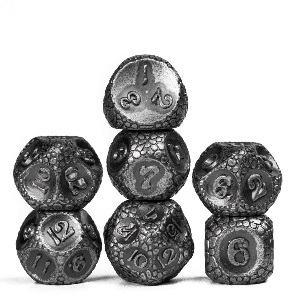 Cusdie Metal Solid DND Dices Pebbles Texture 7Pcs D4-D20 Polyhedral Dice Set for Role Playing Game Pathfinder Board Games TRPG