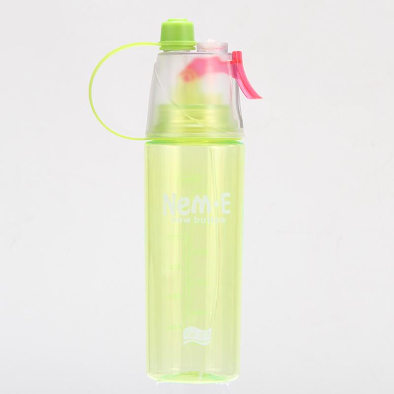 

Creative Sports Water Spray Bottle - Plastic Outdoor Cooling Hydration Gift 600ml