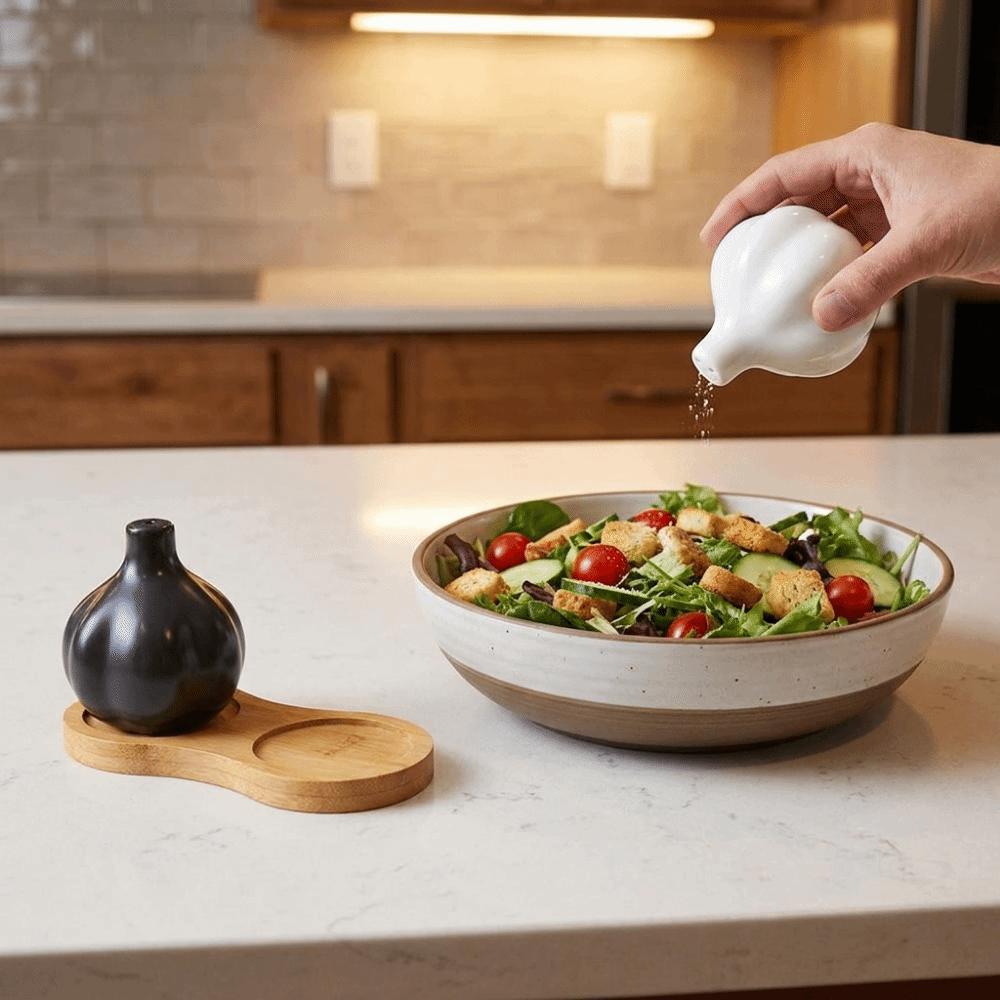 Decorative Garlic Shape Spice Jars Ceramic Spice Container Multi-functional Seasoning Jar Table