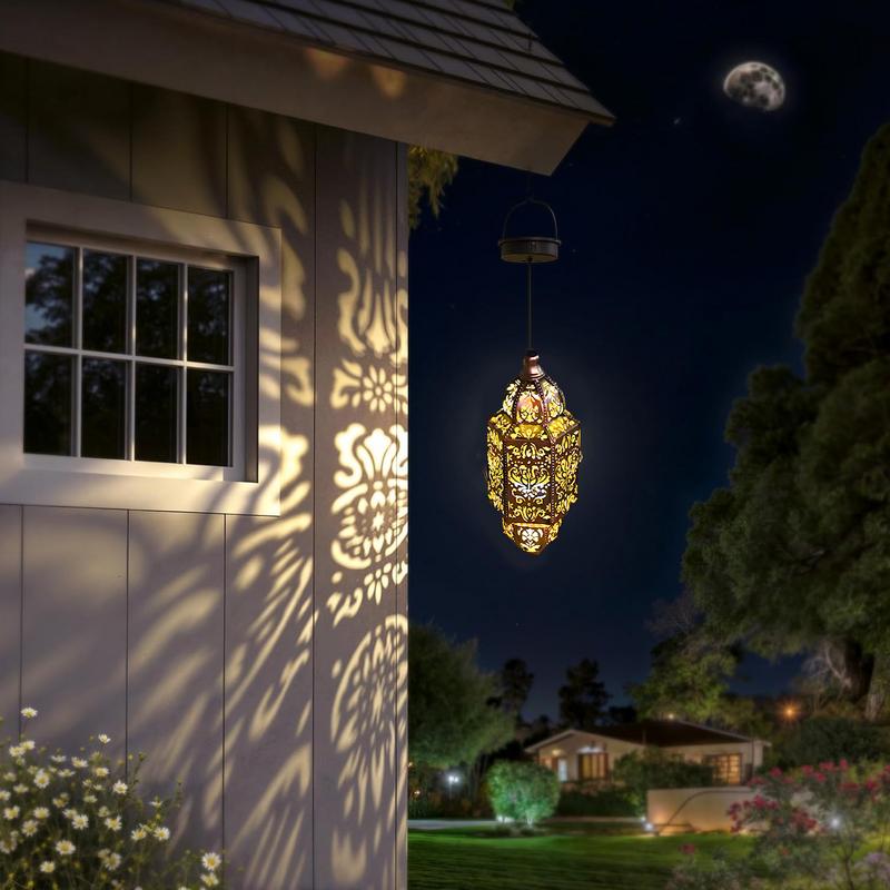 Hanging Solar Powered Moroccan Lantern Outdoor Decoration High-efficiency lithium battery technology Waterproof Decorative Light