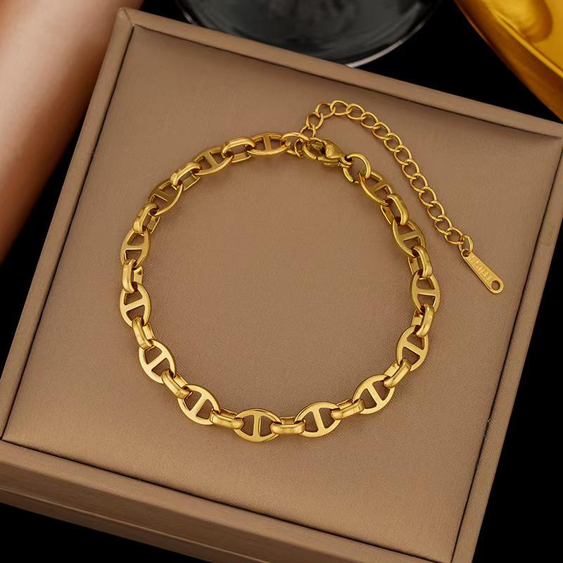 18K Gold Trendy Cuban Link Necklace: European & American Style, Non-Fading, Fashionable Personalized Chain, High-End Jewelry.
