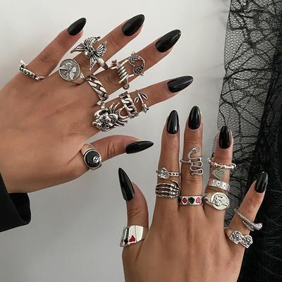 Halloween Skull Ghost Claw Poker Clown Ring, Dark Wind Ghost Snake Ring Set