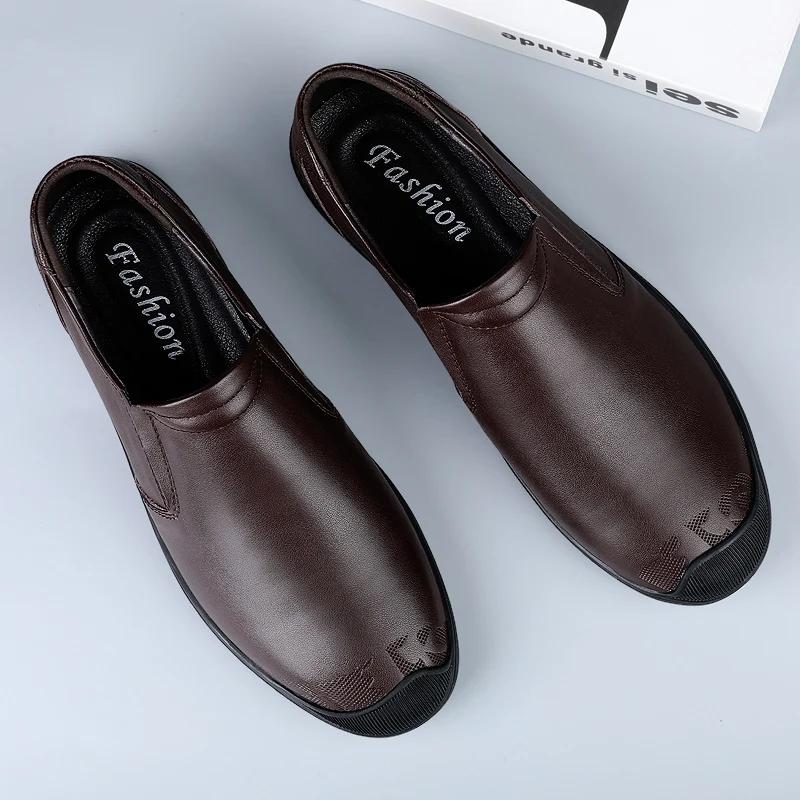 Mode Ärtor Lyxskor Herr Latskor Tide Hög Kvalitet Casual All-match Äkta Läder Mjuk Sula Loafers Nötskinnsskor Herr